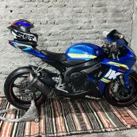 سوزوکی جی ایکس ار ۶۰۰ موتورسنگین ۱۰۰۰