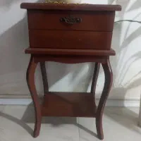 میز تلفن سالم ونو بدون هیچ خط و خشی