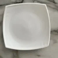پیش دستی سفید مربع