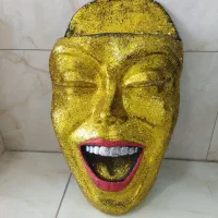 گلدان چهره اکلیلی