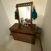 میز توالت چوبی با ایینه