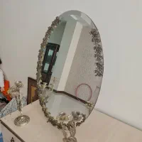 آینه و یک جفت شمعدان