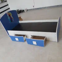 تخت و کمد کودک