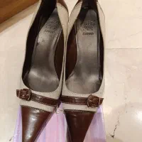 کفش پاشنه دار