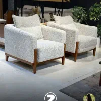 به ی خیاط مبل و نجار ماهر نیازمندیم