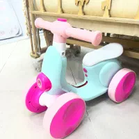 سه چرخه مدل وسپا