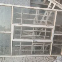 پنجره آهنی
