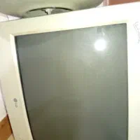 مانیتور LG پایش شکسته