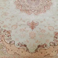 فرش ۹ متری کاملا سالم