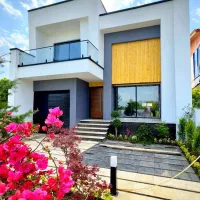 دوبلکس330م/۳خوابه/سنددار/منطقه ی ویلایی نشین
