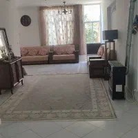 خانه در خیابان لعلی