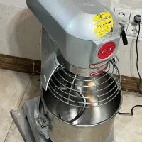 میکسر ۳۰ لیتری ویکتور