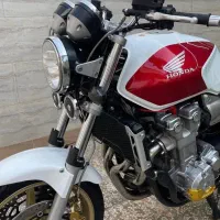 سی بی ۱۳۰۰ مدل ۲۰۵