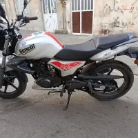 موتور بنلی 150 مدل1400 بدون خط و خش و زمین خوردگی