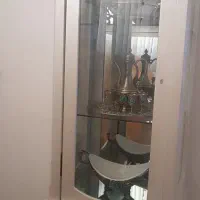 تابلو و ساعت و بوفه