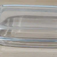 تعدادی ظروف چینی
