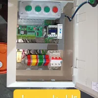 طراحی و مونتاژ و تعمیرات تابلوهای برق صنعتی