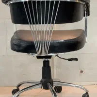 صندلی آرایشگاهی