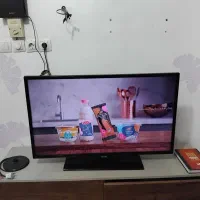 تلویزیون ۴۲ اینچ
