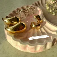 گوشواره های میخی اقتصادی