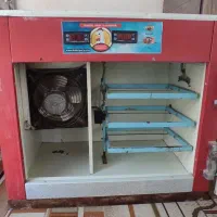 فروش یک دستگاه جوجه کشی ۱۲۶تایی