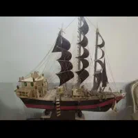 کشتی دست ساز چوبی بزرگ