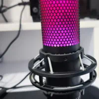 میکروفون رومیزی بدون مشکل و خط خش سالم HYPERX