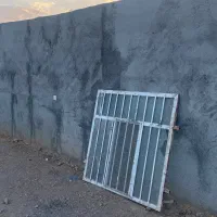 پنجره فلزی