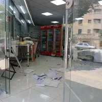نیازمند منقل دار ذغالی. نیرو خانم و شاطر