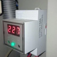 برقکار با بیش از ۲۰ سال تجربه (فقط تعمیرات)