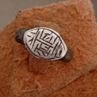 انگشتر نقره هخامنشی خط میخی