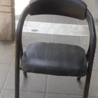 صندلی دسته دار