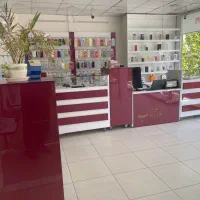دکور و ویترین هایگلاس
