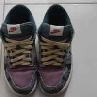 کتونی نایک(رنگ خاص).سایز ۳۹،۴۰ میخوره