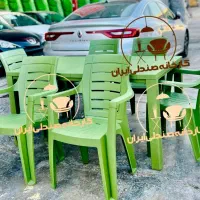 میز و صندلی پلاستیکی طرح ب ناهارخوری غذاخوری کافه