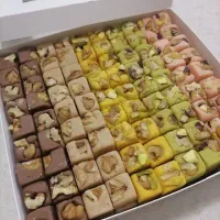 نقل های شیری مغزدار