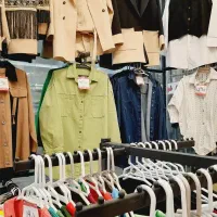 واگذاری کلیه اجناس مغازه پوشاک زنانه