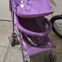 دوچرخه و کالسکه هر دو سالم