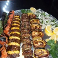 نان داغ کباب داغ عمو طالب پیک رایگان