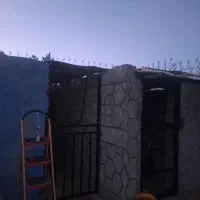 یک عدد باکس برای نگهداری اسب