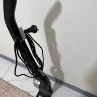 جارو برقی ایستاده