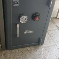 گاوصندوق کاوه ارتفاع ۷۲ رمز تایوانی درحد نو