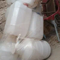 تعدادی دبه نیاز به شستشو۱۲۰تومن