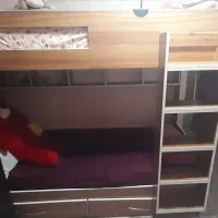 تخت دو طبقه