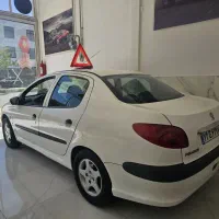 پژو206sd  V8 چهار چرخ دیسک دریچه گاز سیمی مدل93