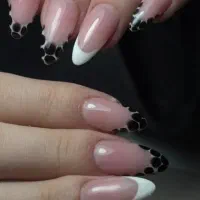 خدمات و امورش ناخن
