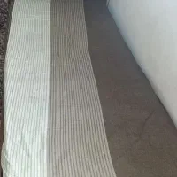 تخت یکنفره به همراه تشک ویک عددبوفه