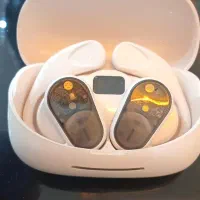 یکم پول نیاز دارم بخاطر اون میفروشم اِیرپاد