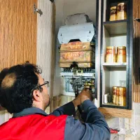 تعمیرپکیج ابگرمکن شوفاژ رادیاتور سرویس ورسوب‌گیری