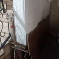تخت یک‌نفره MDF قهوه‌ای تیره + تشک